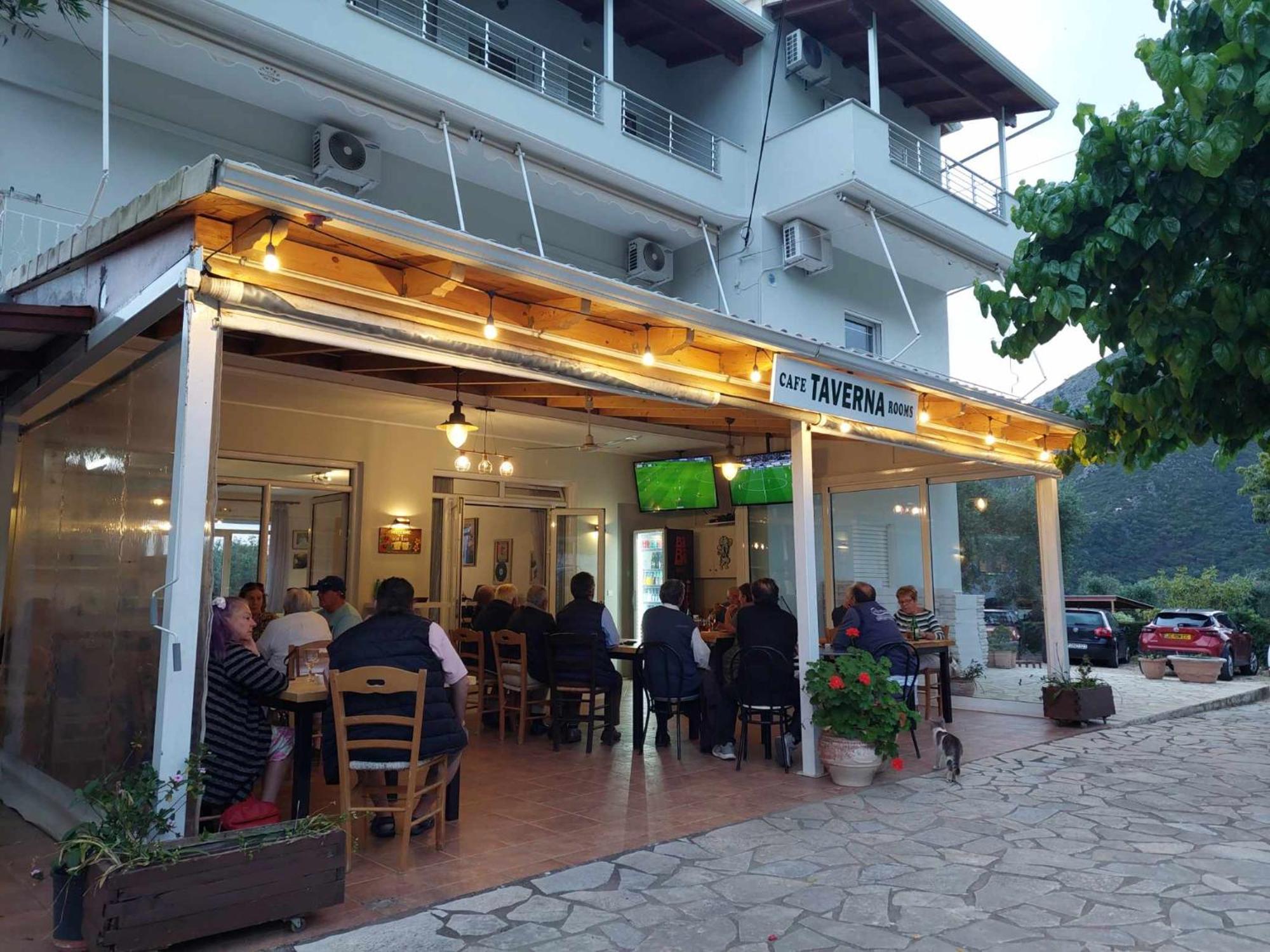 Lichnos Babis Taverna & Rooms Párga Kültér fotó