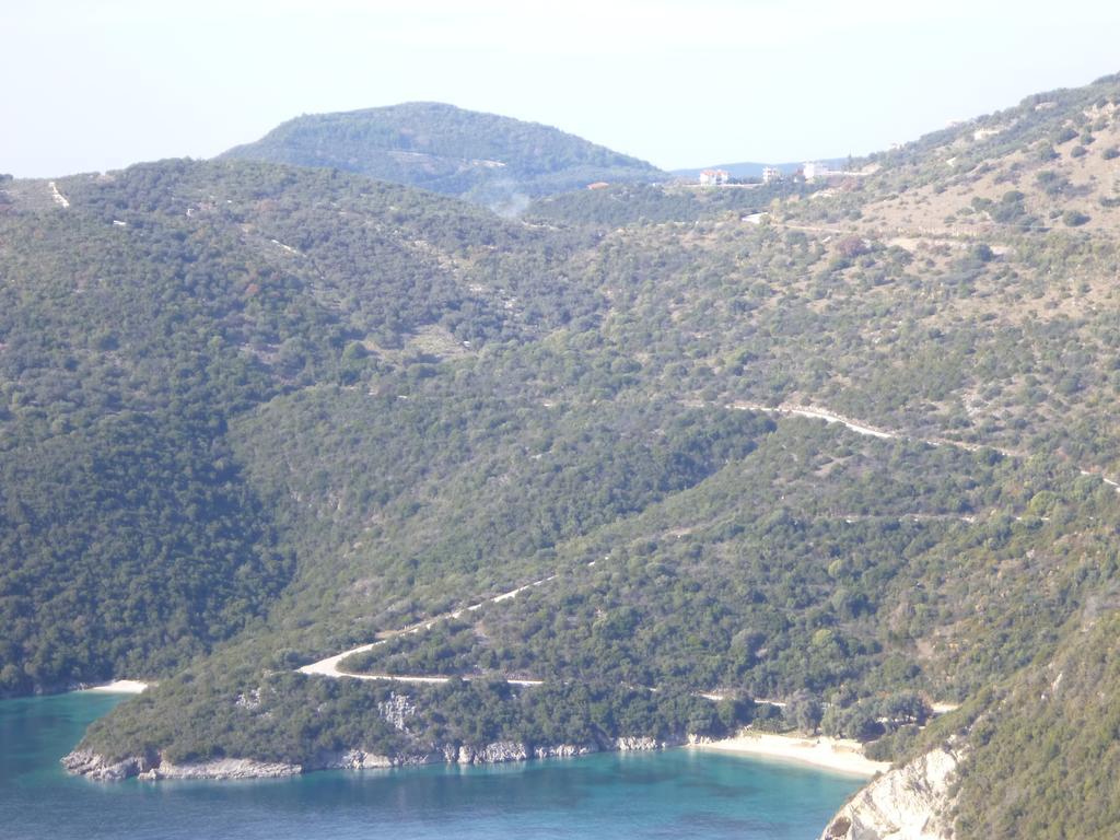 Lichnos Babis Taverna & Rooms Párga Kültér fotó